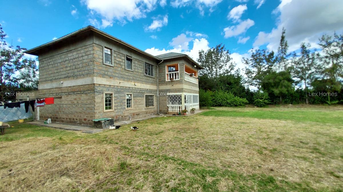 4 Bed House with En Suite at Rangau - 2