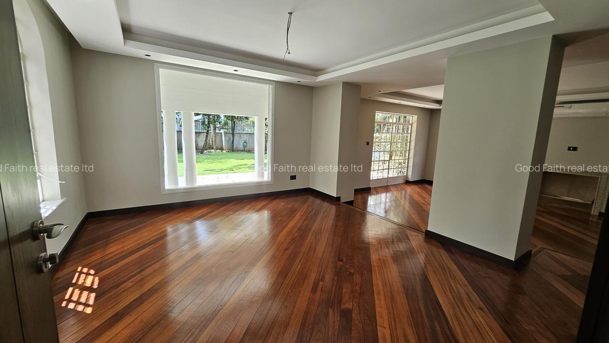 5 Bed House with En Suite in Runda - 6