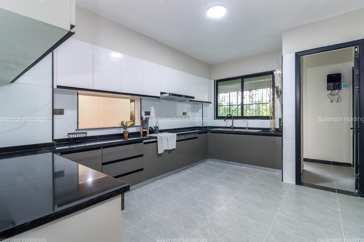 5 Bed Apartment with En Suite in Kileleshwa - 6