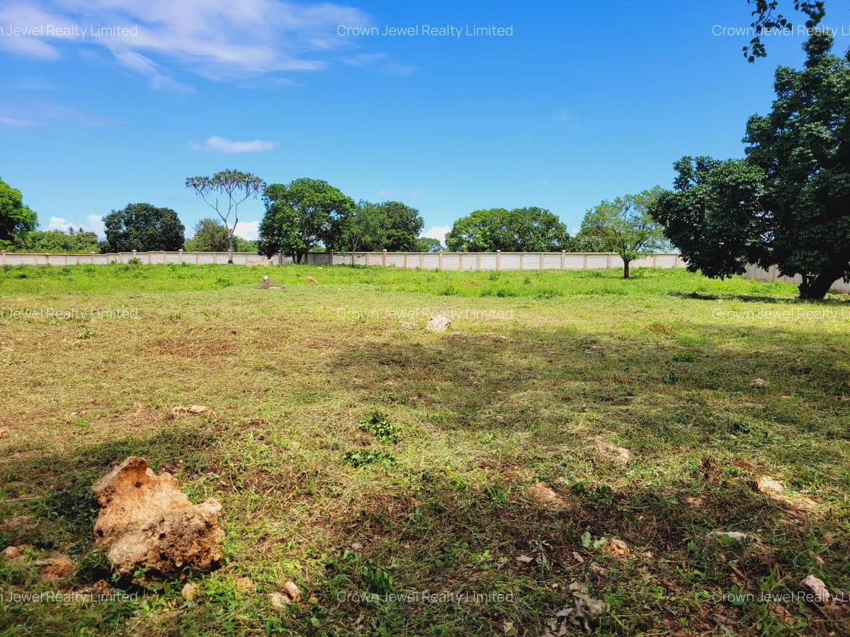 Land in Diani - 4