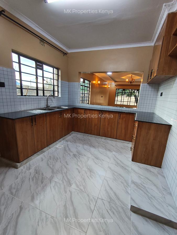 4 Bed House with En Suite at Magadi Road - 5
