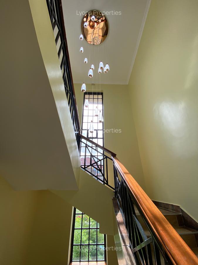 4 Bed Villa with En Suite at Near Maasai Mall - 7