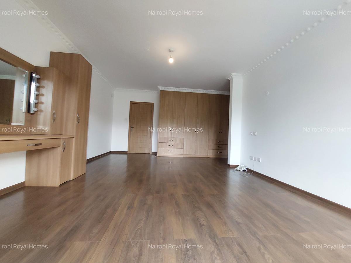 6 Bed House with En Suite at Muthaiga Road - 9