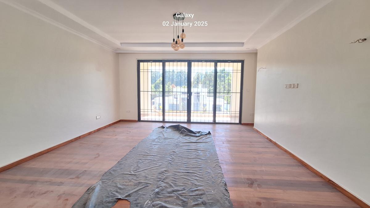 5 Bed Townhouse with En Suite at Off Loresho Ridge - 15