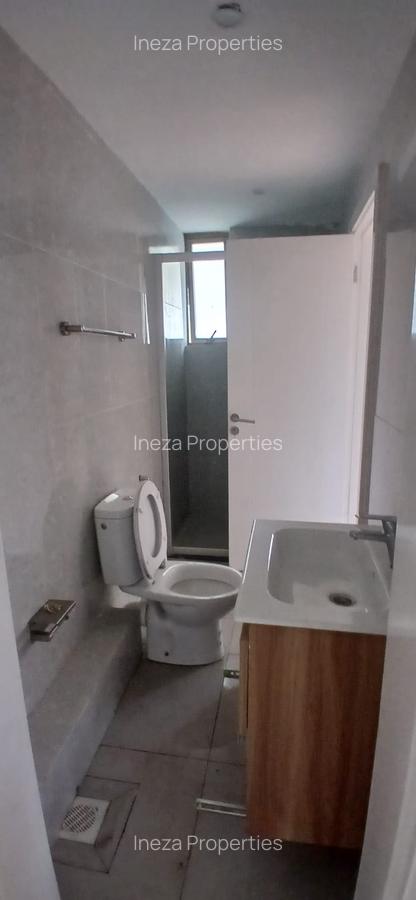 3 Bed Apartment with En Suite at Vihiga - 5
