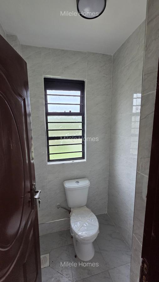 Serviced 5 Bed Apartment with En Suite at Kiambu Road - 11