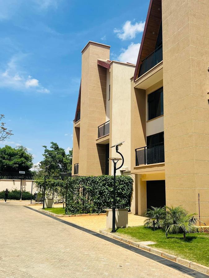 4 Bed Townhouse with En Suite at Gitanga Road - 2