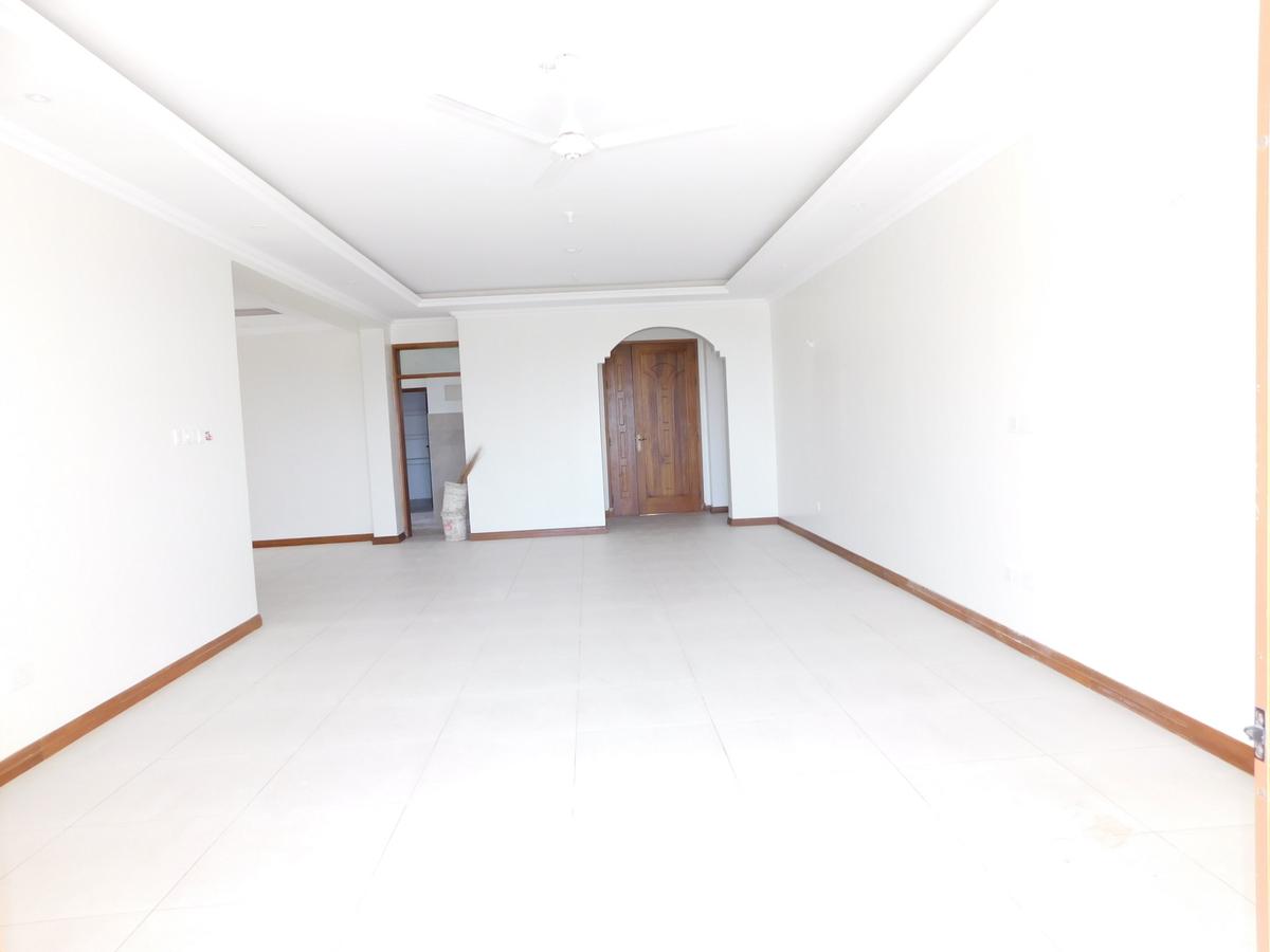 3 Bed Apartment with En Suite in Nyali Area - 2