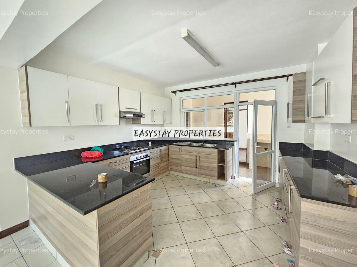 2 Bed Apartment with En Suite in Westlands Area - 3