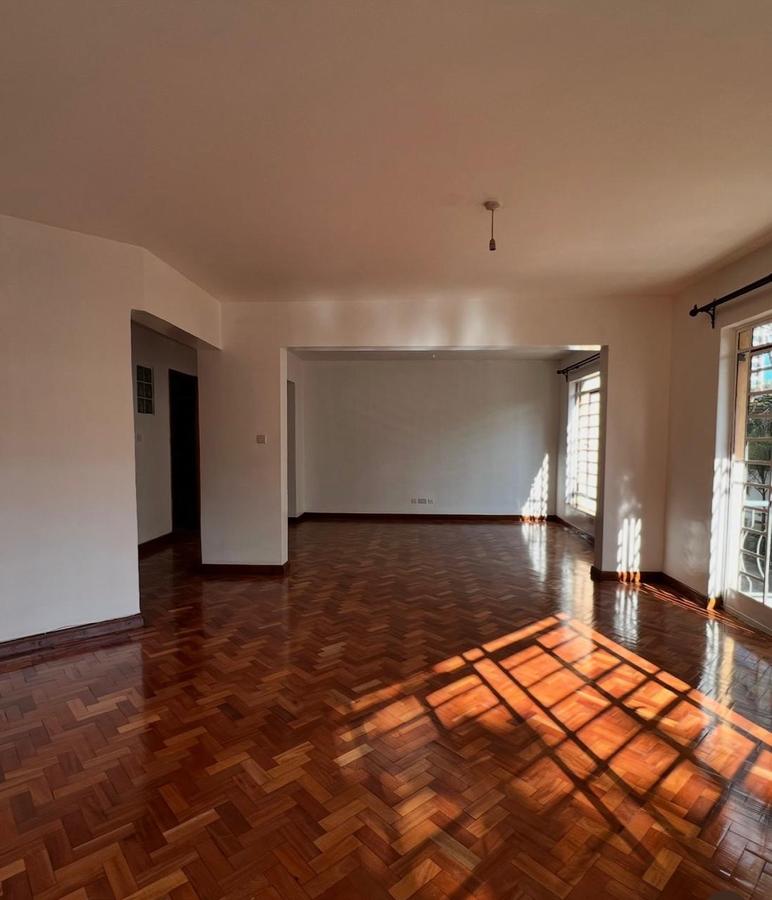 3 Bed Apartment with En Suite in Kilimani - 4