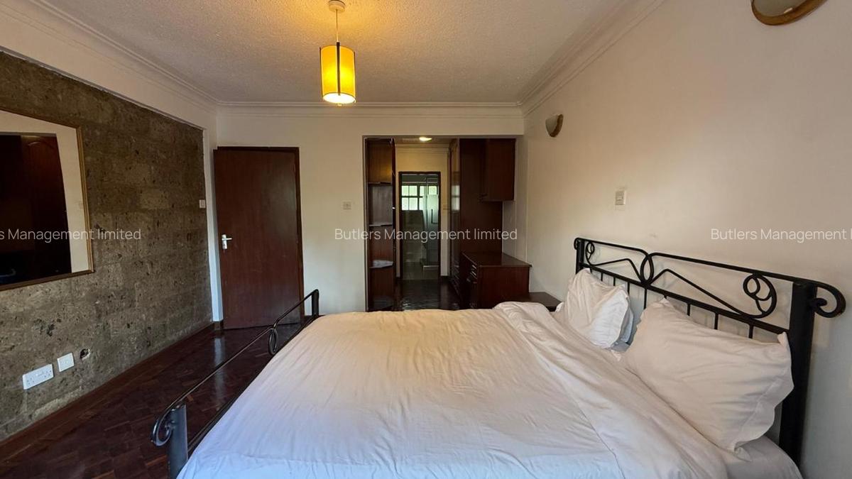 Serviced 2 Bed Apartment with En Suite in Brookside - 9