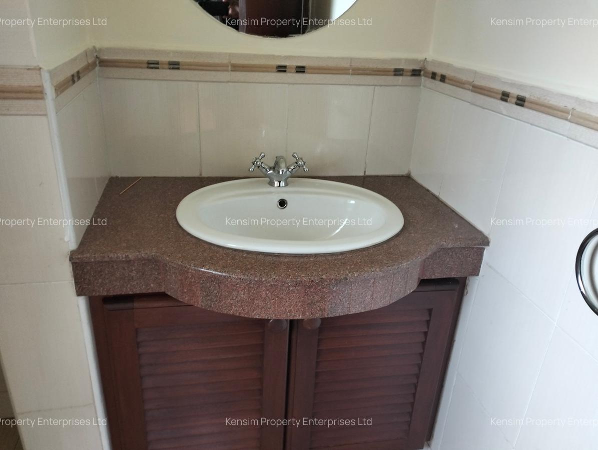 5 Bed Townhouse with En Suite in Rosslyn - 18