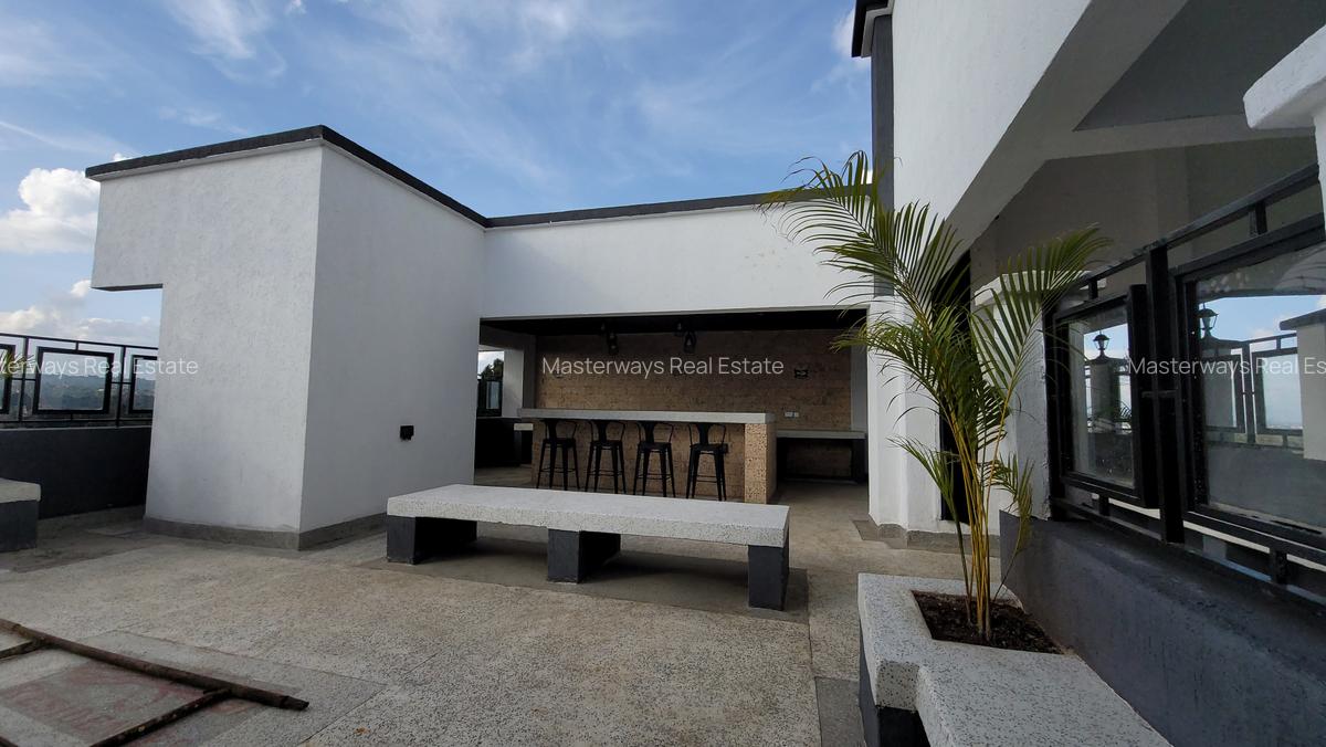 1 Bed Apartment with En Suite at 87 Mall - 9