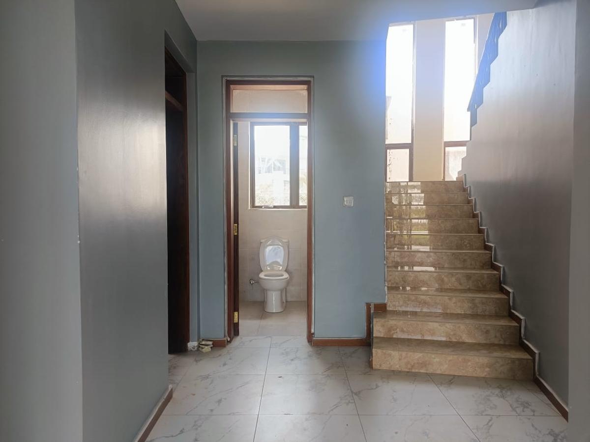 4 Bed Townhouse with En Suite in Kiambu Road - 3