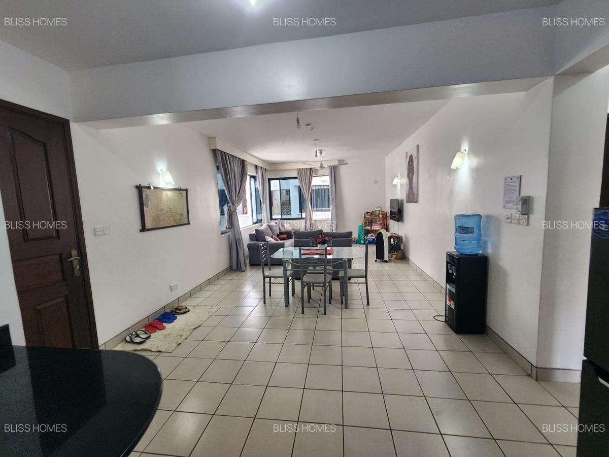 2 Bed Apartment with En Suite at Nyali Road - 18