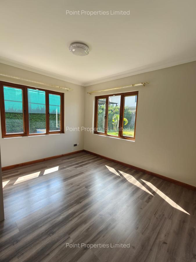 5 Bed Townhouse with En Suite in Karen - 5
