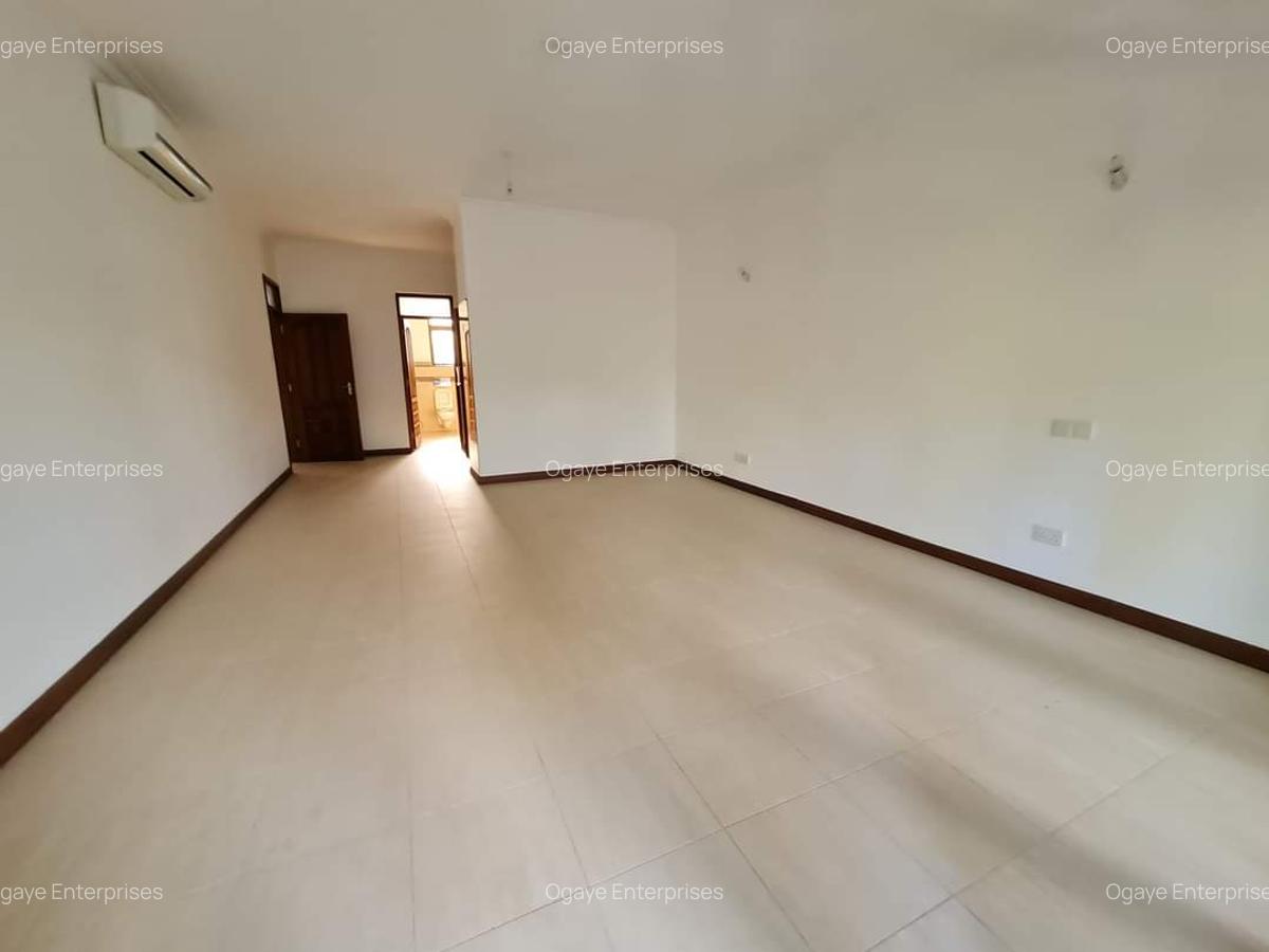 4 Bed Townhouse with En Suite at Mt Kenya Road - 6