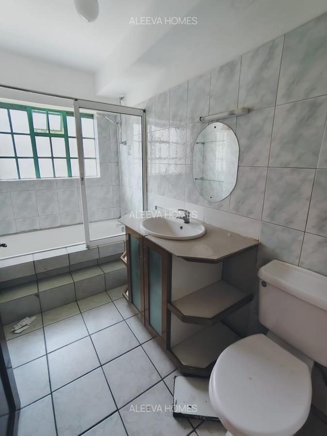 3 Bed Apartment with En Suite in Kileleshwa - 12