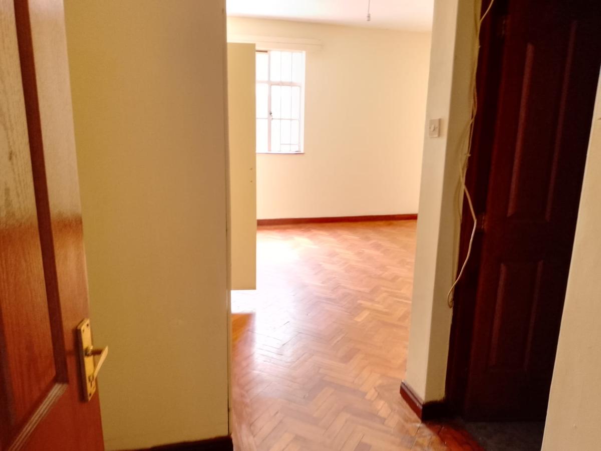 3 Bed Apartment with En Suite in Kilimani - 8