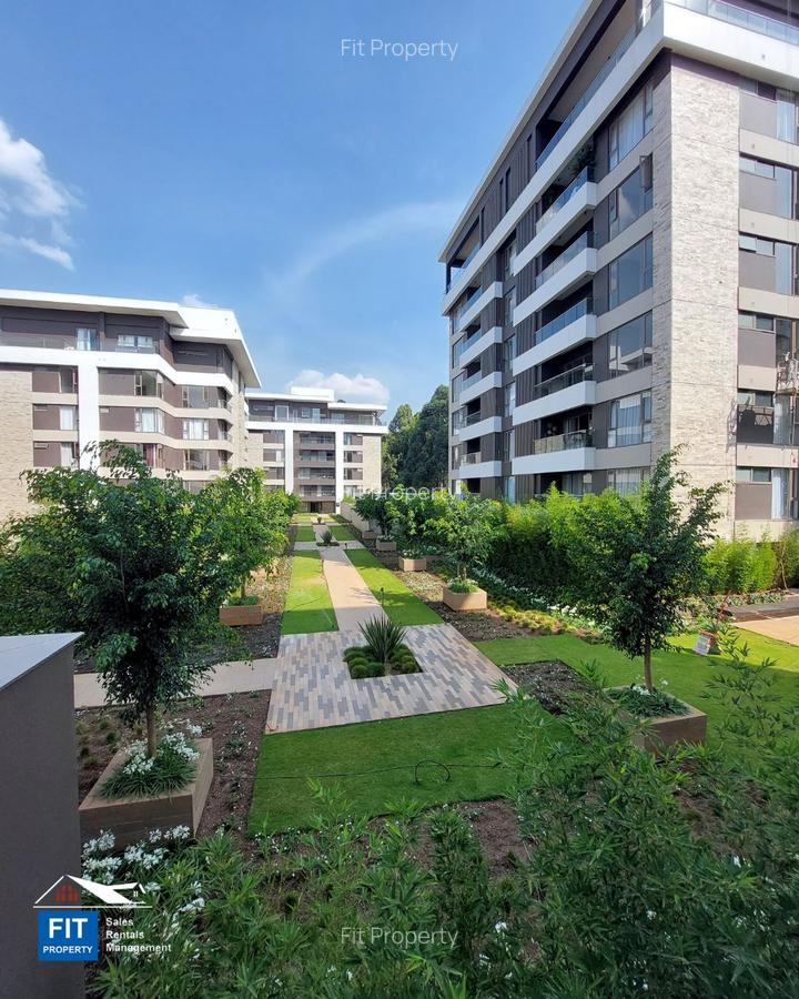 3 Bed Apartment with En Suite in Nyari - 1