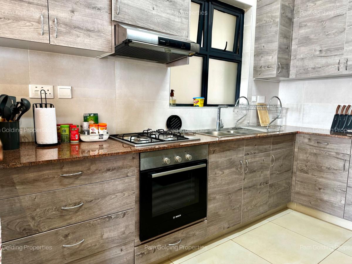 Serviced 2 Bed Apartment with En Suite in Rhapta Road - 7