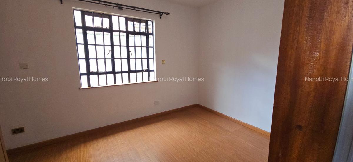 5 Bed Townhouse with En Suite at Convent Drive - 18