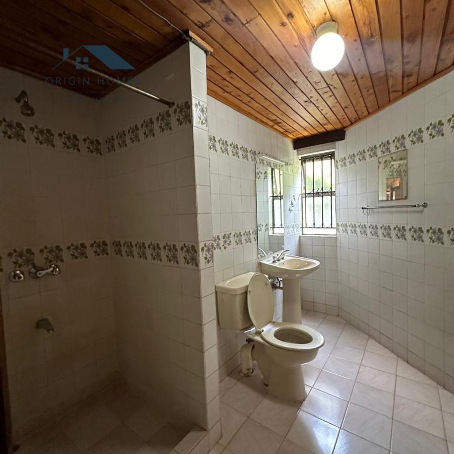 5 Bed House with En Suite at Gigiri - 10