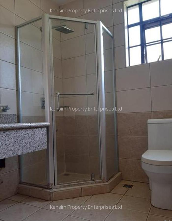 4 Bed Townhouse with En Suite in Lavington - 3