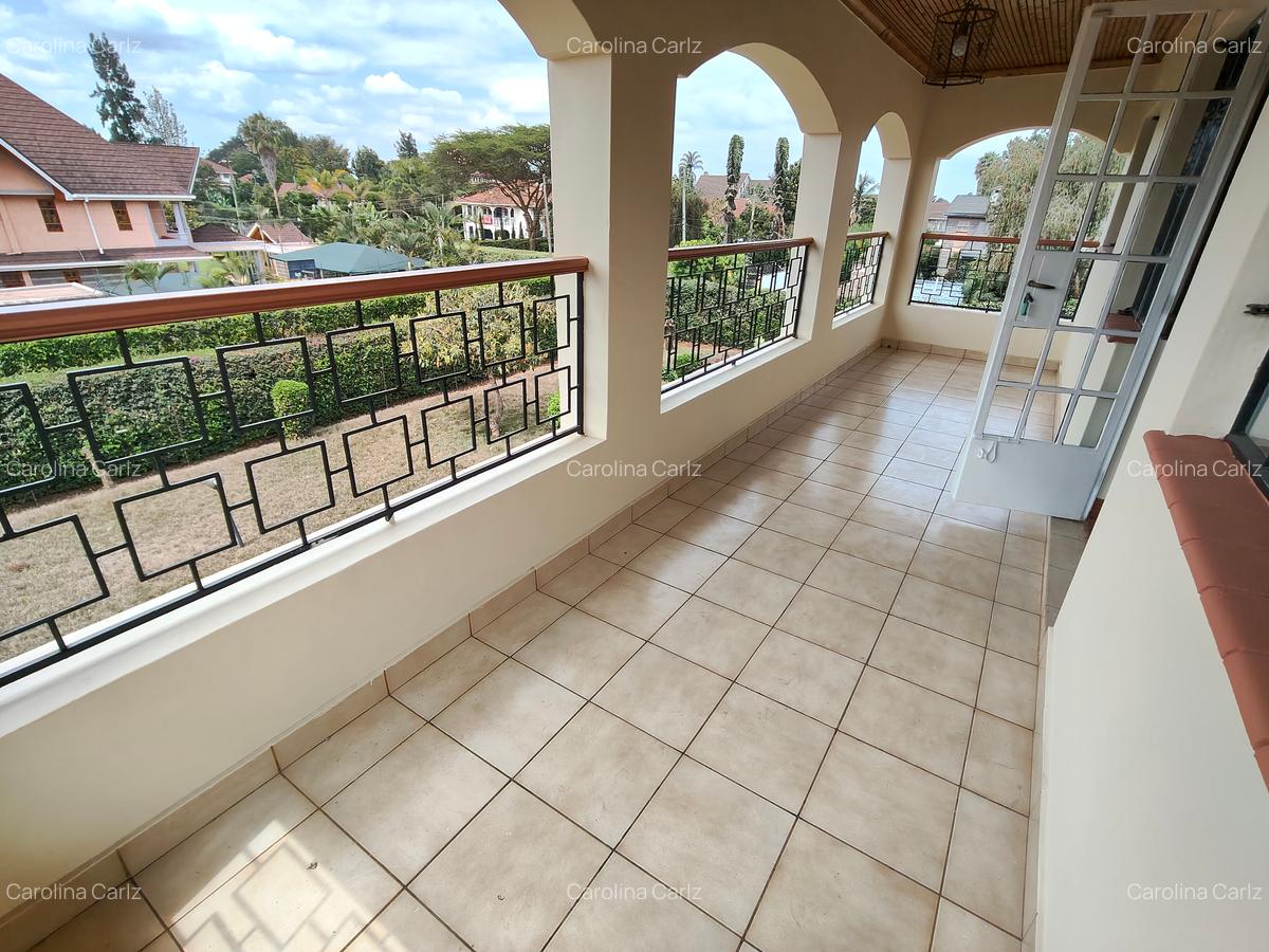 4 Bed Townhouse with En Suite at Runda Evergreen - 15