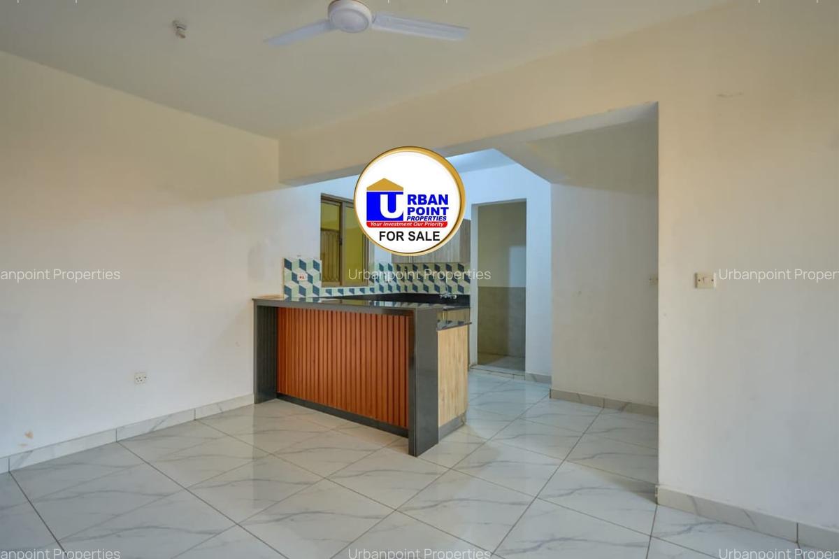 1 Bed Apartment with En Suite in Bamburi - 12