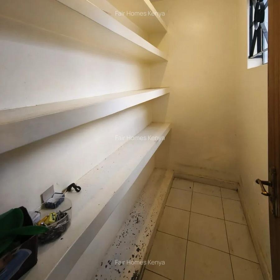 4 Bed Townhouse with En Suite at Mbaazi Avenue - 12