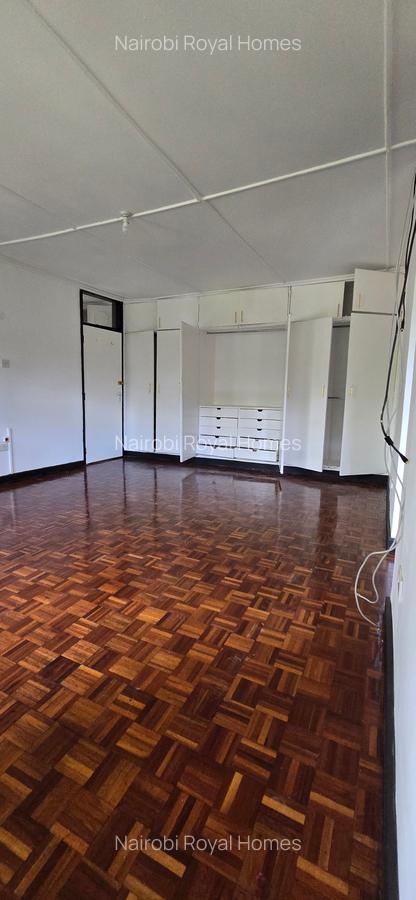 4 Bed Townhouse with En Suite at Lavington Off James Gichuru - 12