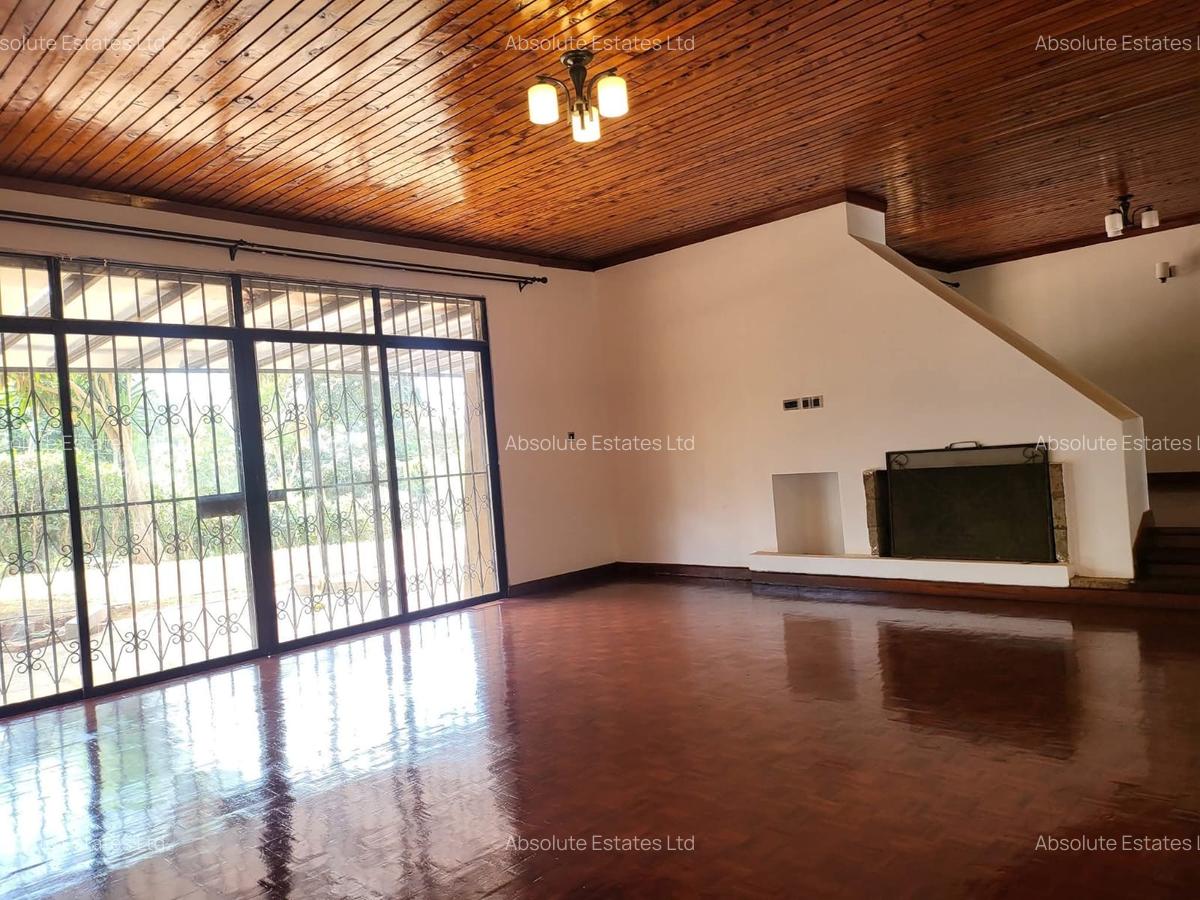 4 Bed House with En Suite in Loresho - 12