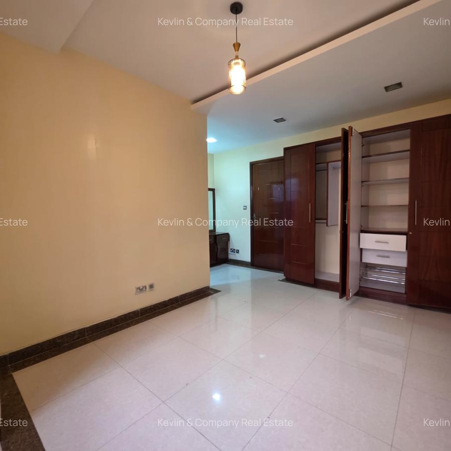 4 Bed Apartment with En Suite in Lavington - 12