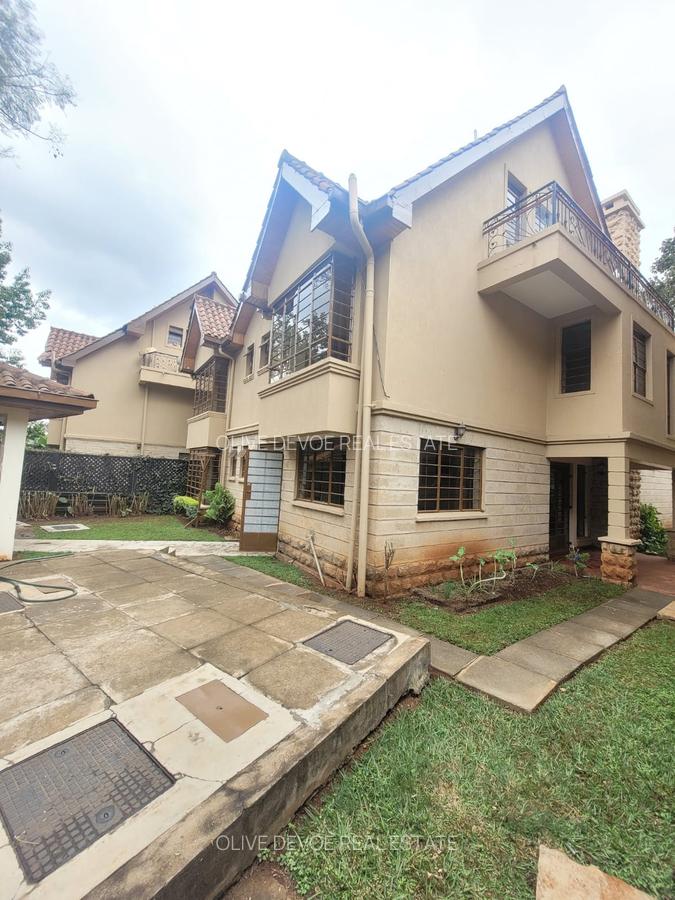 6 Bed Townhouse with En Suite in Lavington - 10