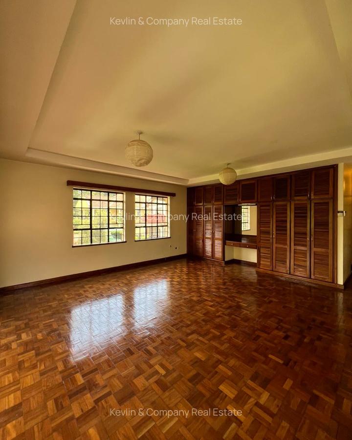5 Bed Villa with En Suite in Runda - 7