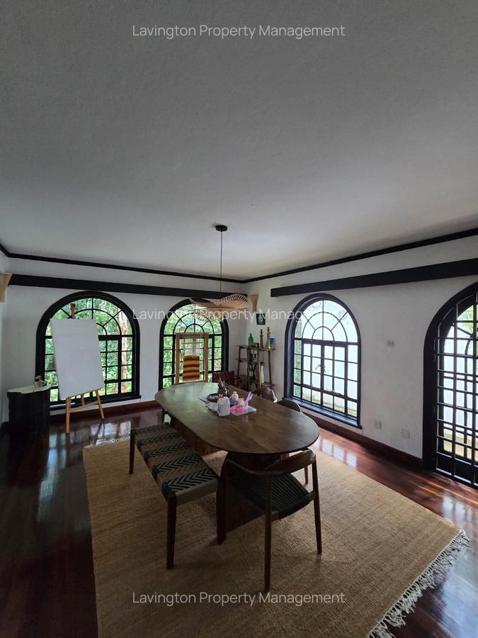 4 Bed Villa with En Suite at Lavington Green - 6