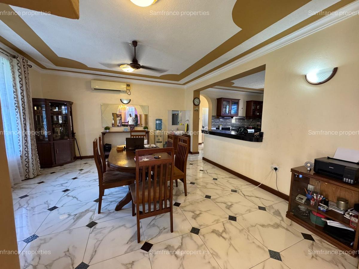 5 Bed Villa with En Suite at Utange - 5