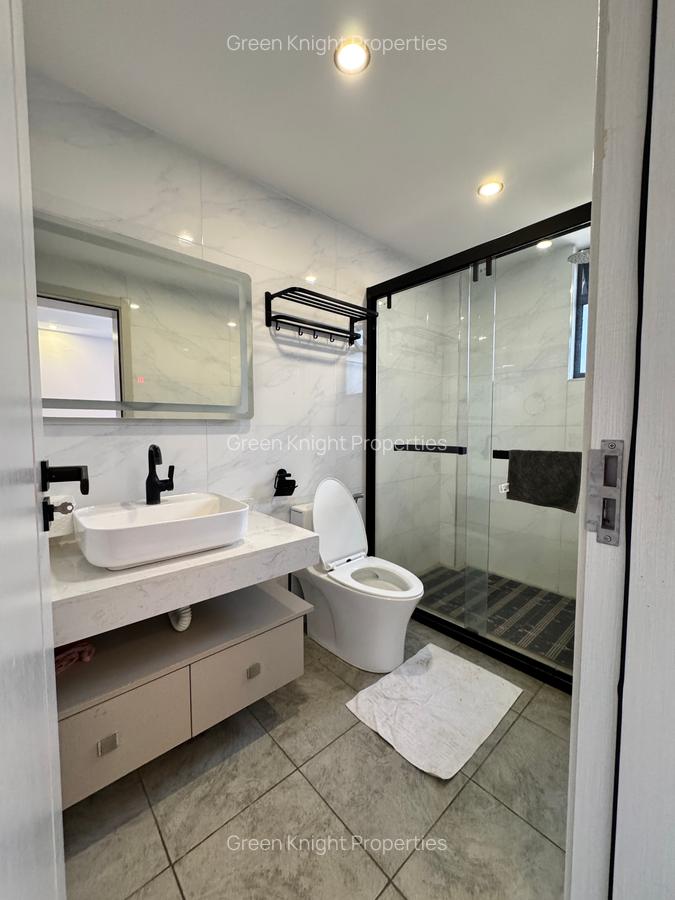 Serviced 2 Bed Apartment with En Suite in Kilimani - 6