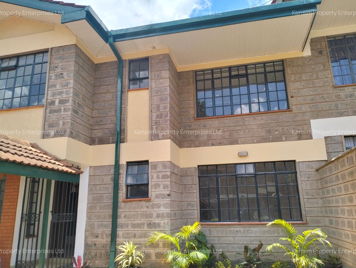 4 Bed Townhouse with En Suite in Lavington - 1