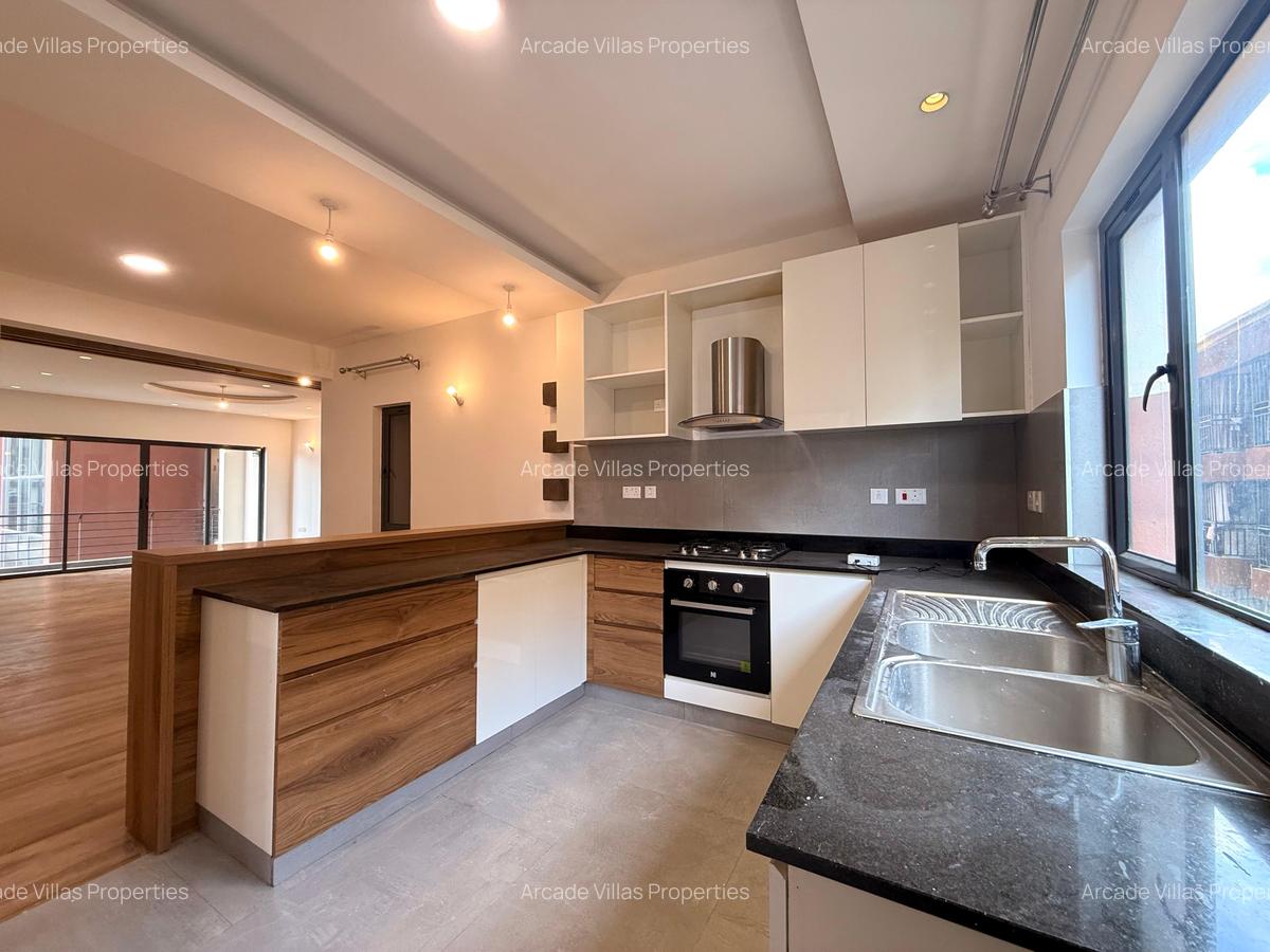 3 Bed Apartment with En Suite in Kileleshwa - 3