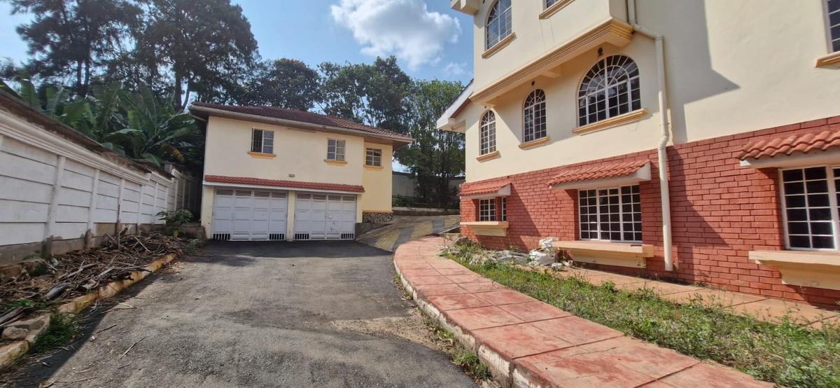 6 Bed House with Staff Quarters in Westlands Area - 4