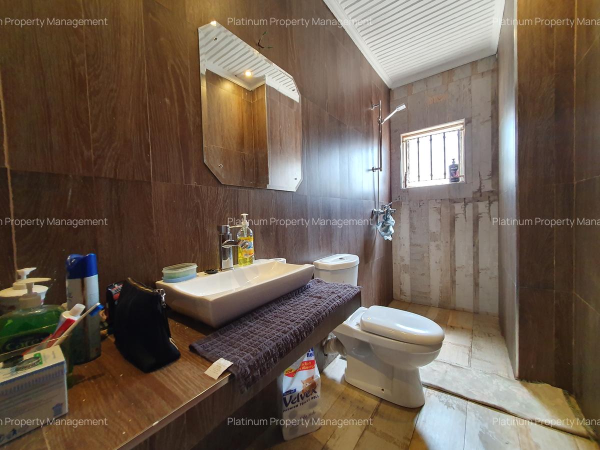 4 Bed House with En Suite at 2Nd Parklands Avenue - 12