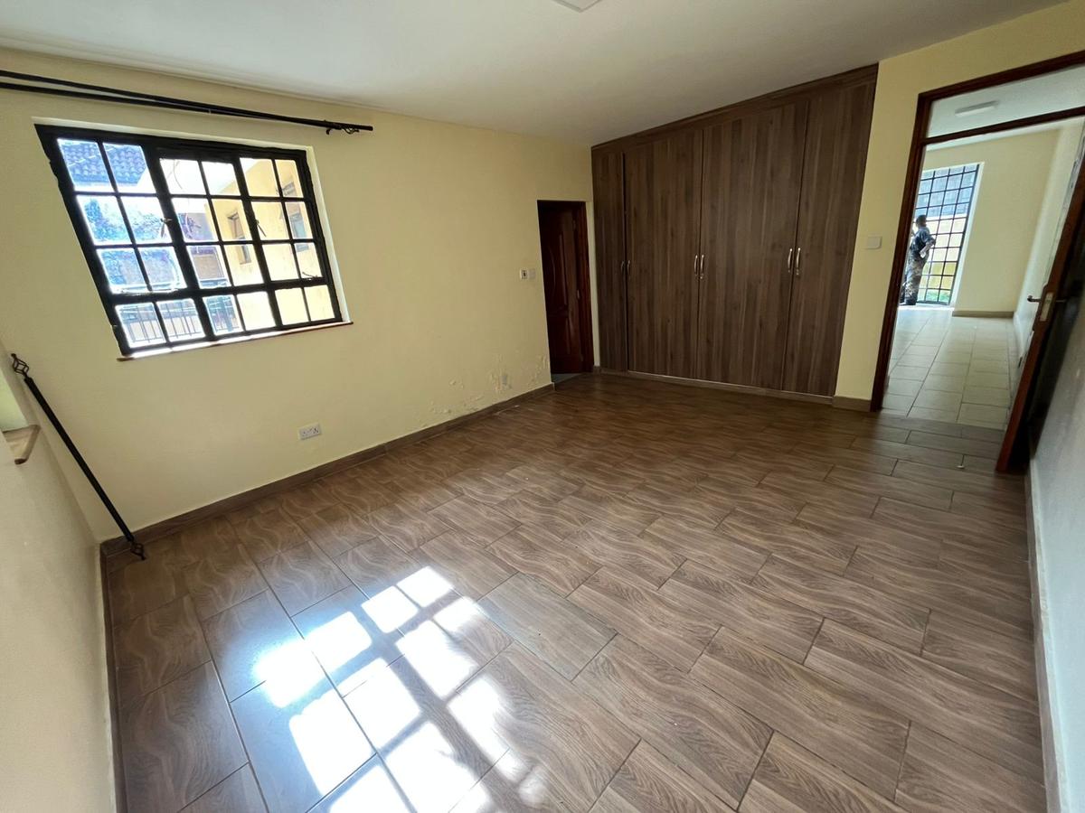 5 Bed Townhouse with En Suite at Westlands - 9