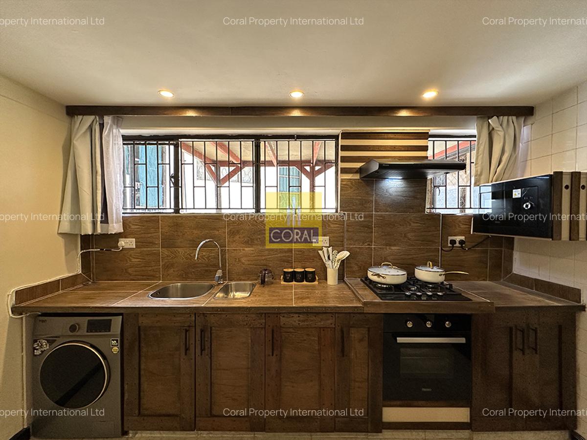 2 Bed Apartment in Parklands - 4