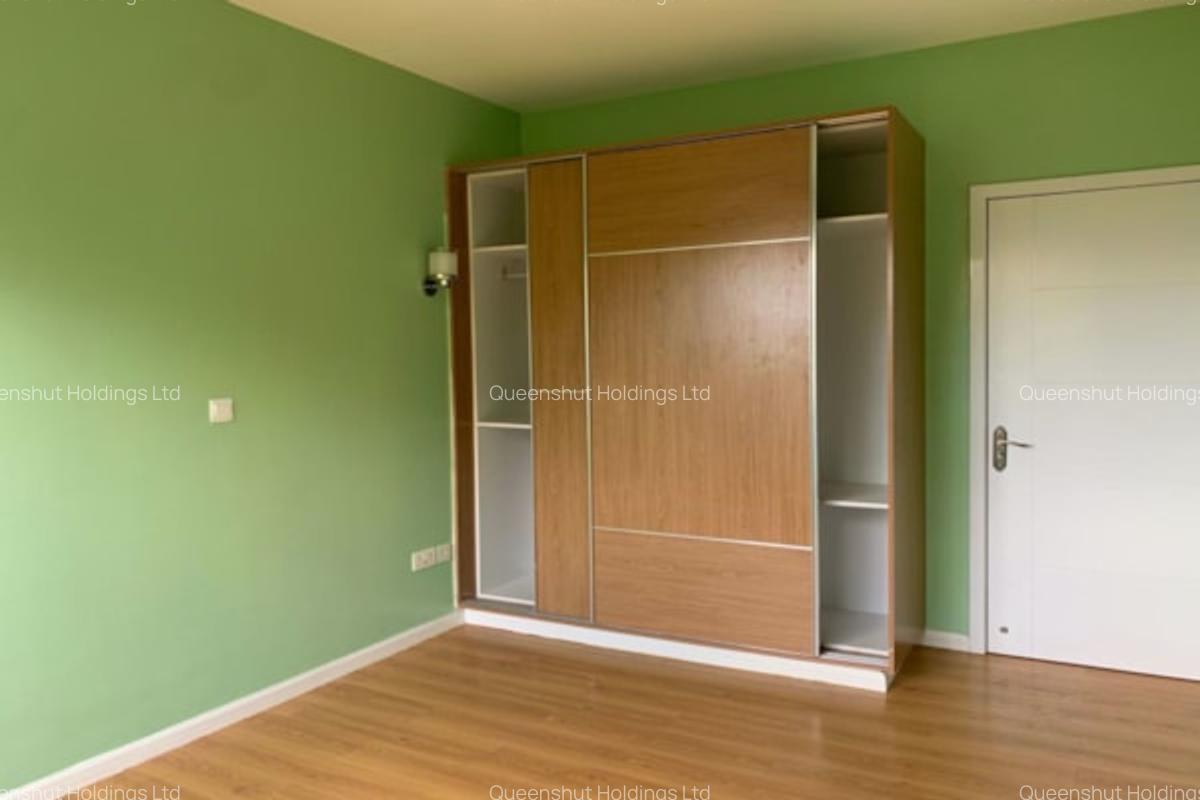 Furnished 3 Bed Apartment with En Suite in Westlands Area - 11