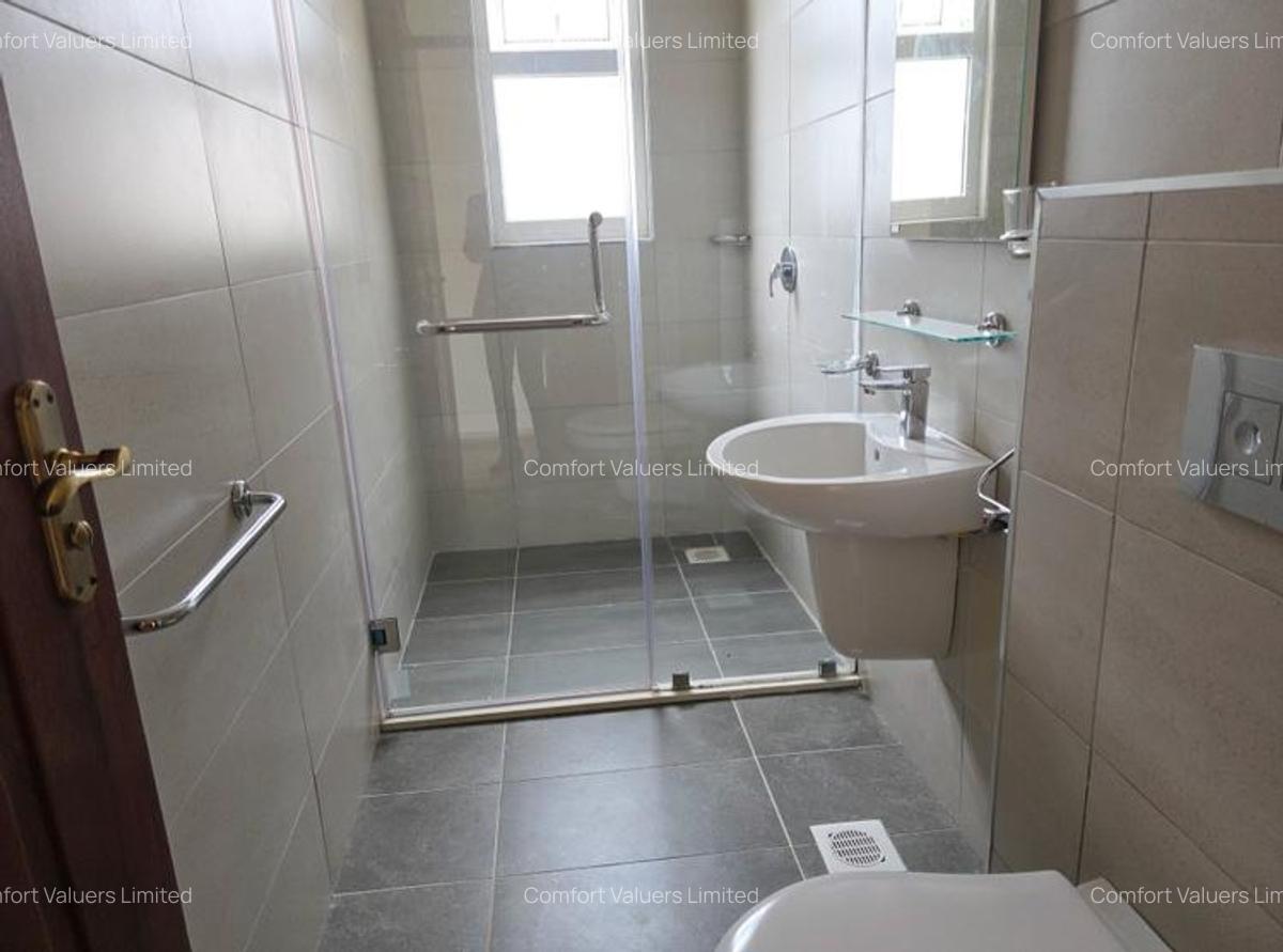 4 Bed Villa with En Suite at Runda - 8