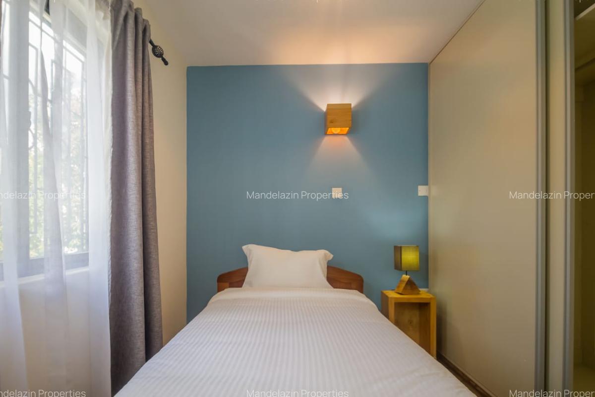 Serviced 1 Bed Apartment with En Suite at Raphta Road - 11