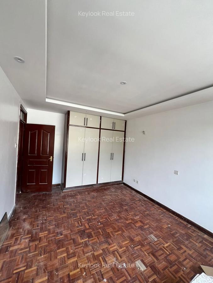 4 Bed Townhouse with En Suite at Lavington Green - 14