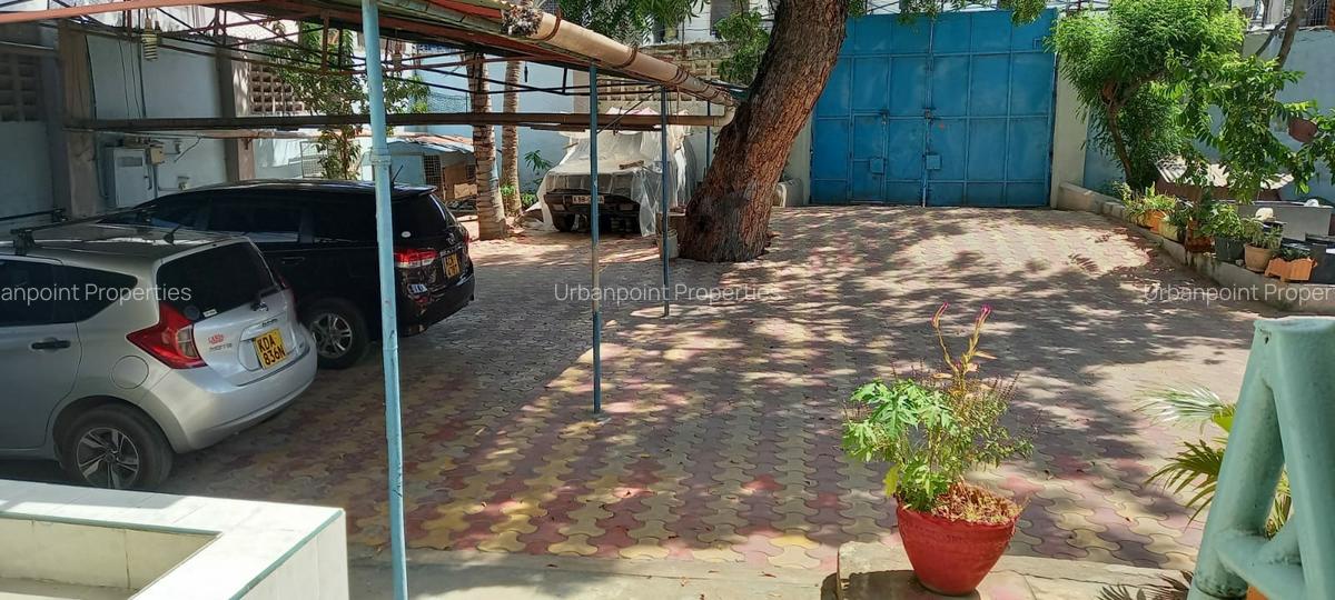 Commercial Property with Backup Generator in Tudor - 3